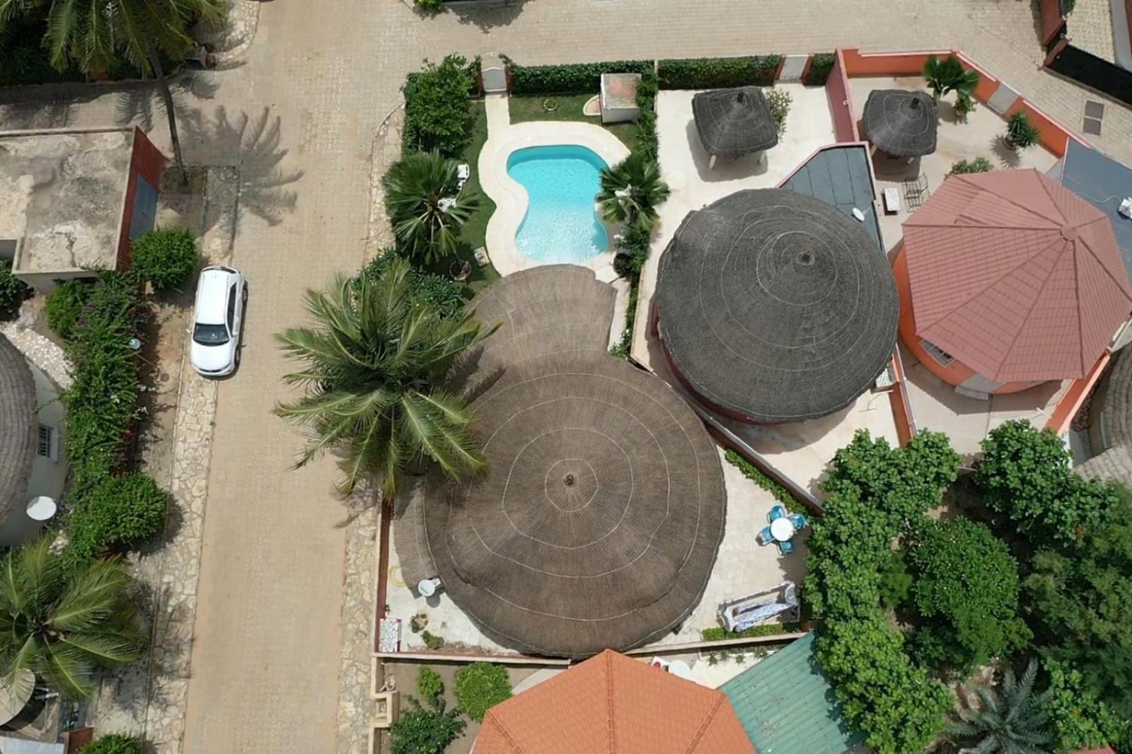 Villa Bord De Mer Avec Piscine Sali Tap Ngoại thất bức ảnh